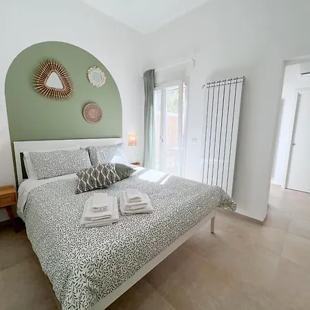 Apartment Lepanto95-your House In
